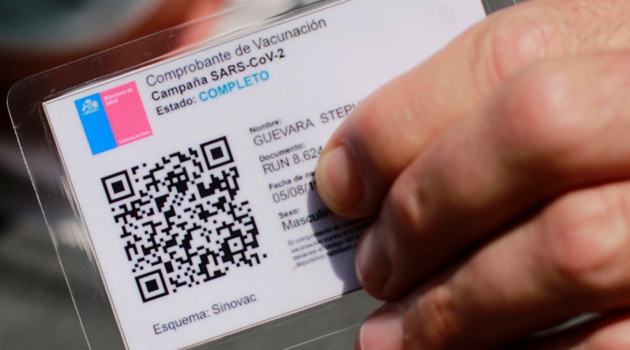 Inhabilitarán el Pase de Movilidad a los mayores de 45 años que no tengan su dosis de refuerzo Inhabilitarán el Pase de Movilidad a los mayores de 45 años que no tengan su dosis de refuerzo