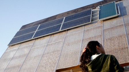 Paneles solares a 60% más barato: Revisa cómo postular al programa Casa Solar