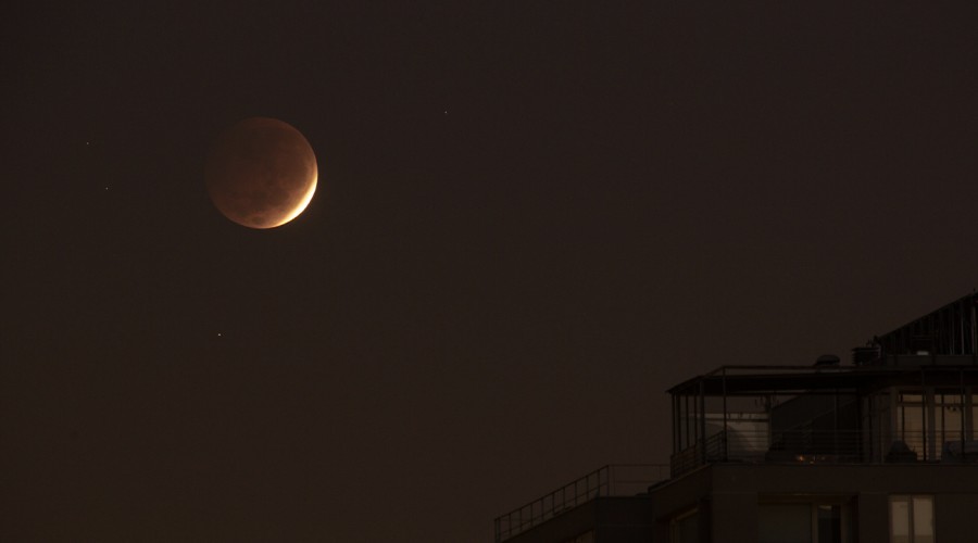 Eclipse lunar 2021: Qué día, hora y dónde ver este evento astronómico