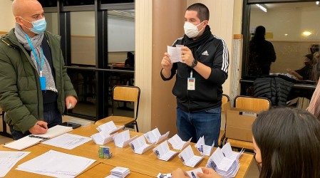 Revisa los primeros resultados preliminares de las votaciones en el extranjero