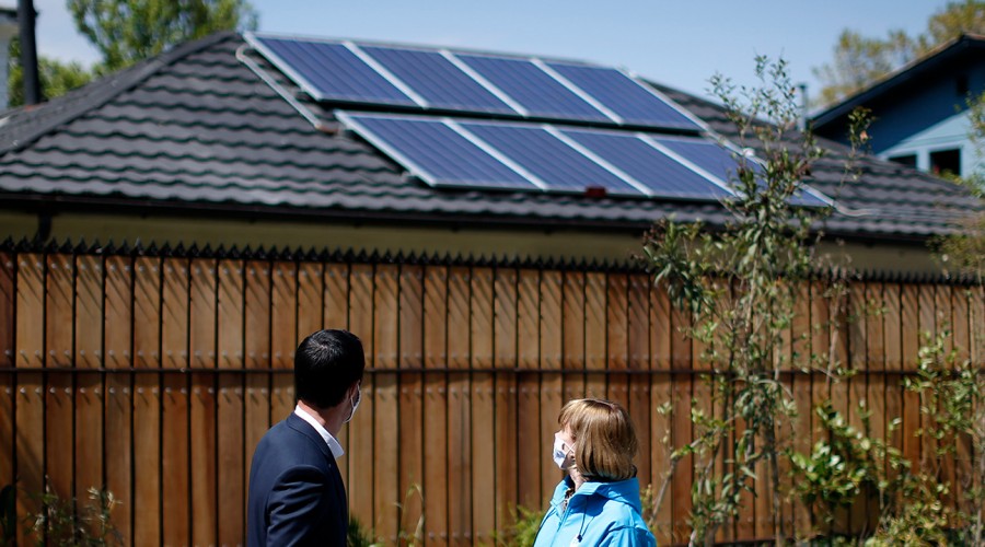 El plazo vence este 9 de diciembre: Revisa cómo postular al programa Casa Solar