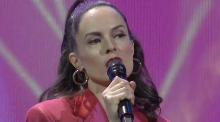 Ángela Prieto abre la noche de 'The Covers 2' con tributo a Francisca Valenzuela