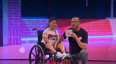 Conoce a Ian Vega el talentoso niño símbolo de la Teletón 2021