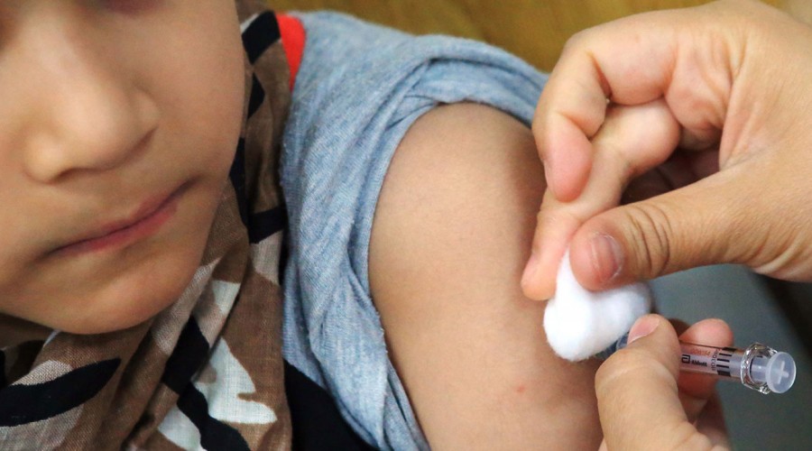 Este lunes inició la vacunación de niños de 3 a 5 años: Revisa el calendario completo