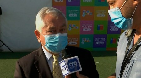 "No hay que entrar en pánico": Ministro de Salud por caso detectado con variante ómicron en la V Región