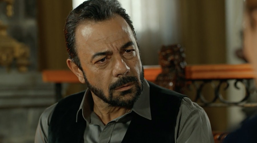 Hunkar se confiesa con Fekeli (Capítulo 192 - Parte 2)