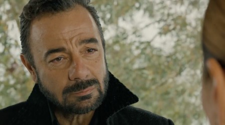 Fekeli sepulta su relación con Hunkar (Capítulo 197 - Parte 1)