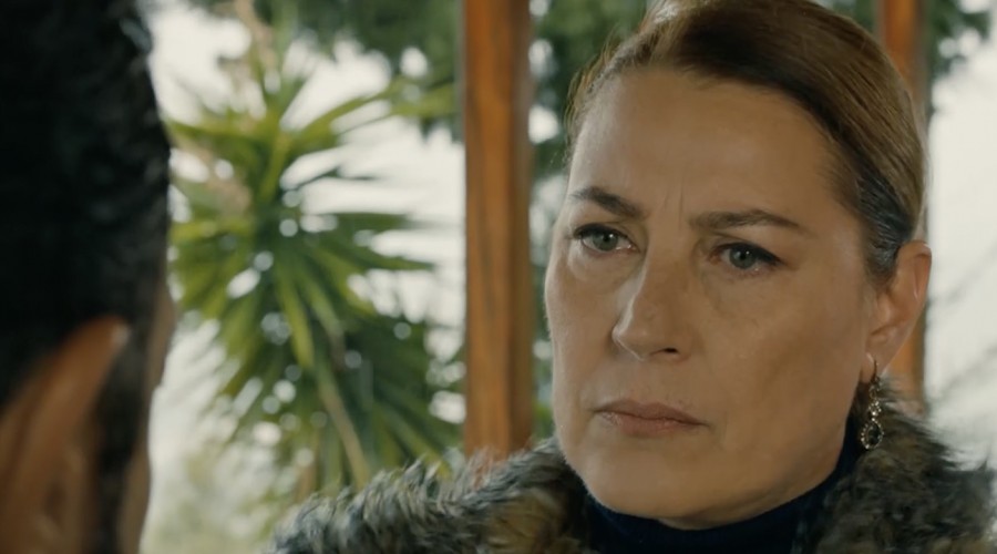 Fekeli sepulta su relación con Hunkar (Capítulo 197 - Parte 2)