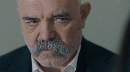 Idris descubre a Saadet con Vartolu (Capítulo 69 - Parte 1)