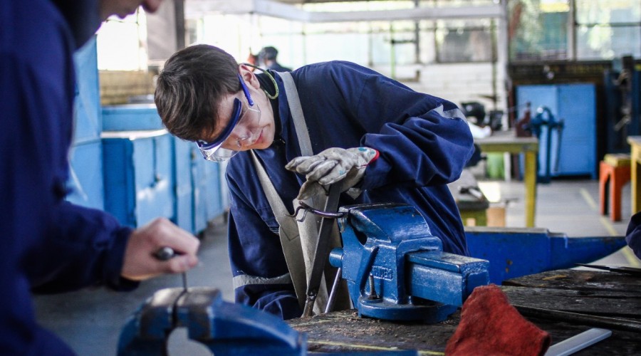 Beca práctica técnico-profesional: Ya se inició la postulación para recibir $65.000