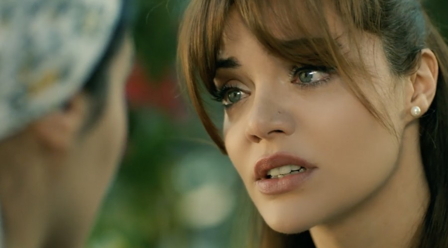 Zuleyha consuela a Gultén (Capítulo 206 - Parte 1)