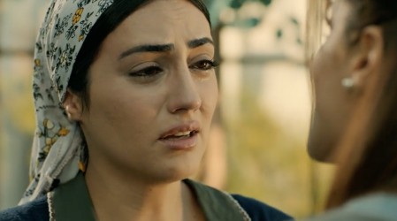 Zuleyha consuela a Gultén (Capítulo 206 - Parte 2)