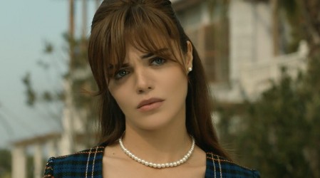 Mujgan le declara la guerra a Zuleyha (Capítulo 208 - Parte 2)