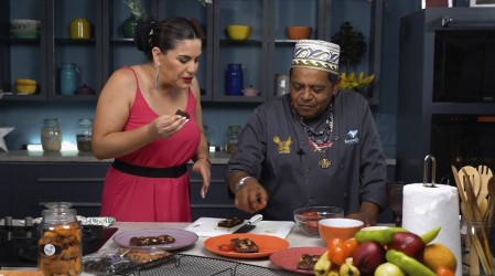 Ingrid Cruz realizó un increíble menú junto al chef peruano Oscar Barandiarán