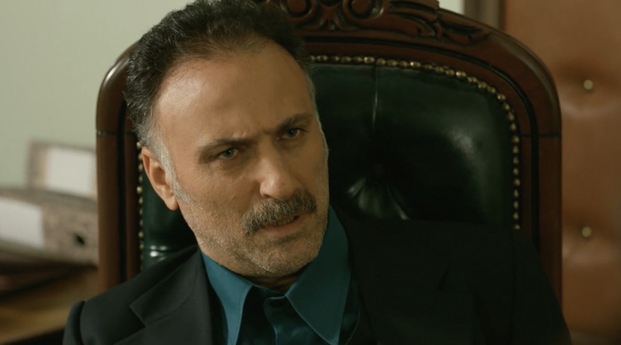 Saniyé asume la deuda de Gaffur (Capítulo 211 - Parte 2)