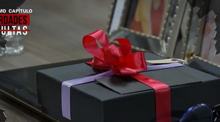 "¿Qué traerá el regalo?": Seguidores de Verdades Ocultas lanzaron teorías por la caja que recibió Rocío