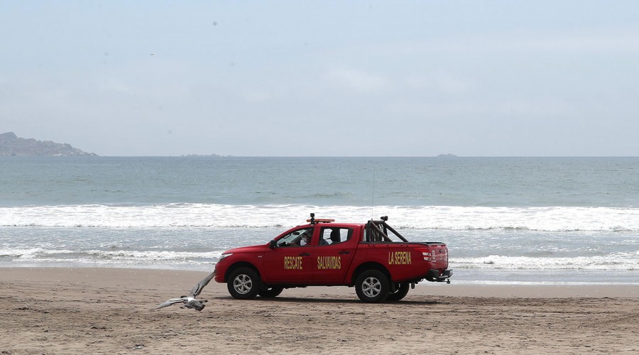 Decretan alerta de tsunami para zonas costeras de las regiones de Coquimbo, Los Ríos y Los Lagos