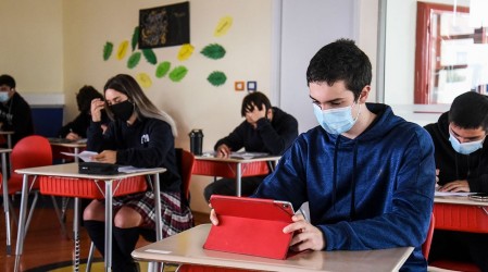 Revisa qué becas Junaeb extendieron su plazo para renovarlas