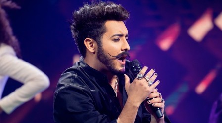 Felipe Parra cierra el capítulo de 'The Covers 2' con su tributo a Camilo