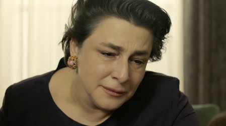 Mujgan recrimina a Behice por salvarle la vida (Capítulo 231 - Parte 2)