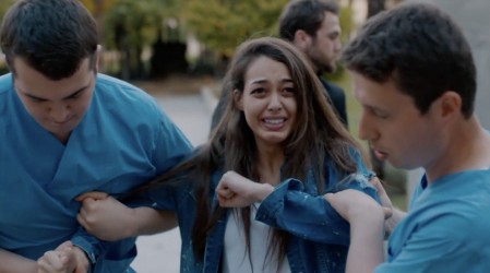 Sena cae en un hospital psiquiátrico (Capítulo 92 - Parte 1)