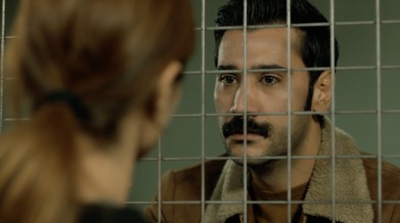 La triste petición de Zuleyha a Yilmaz (Capítulo 233 - Parte 2)