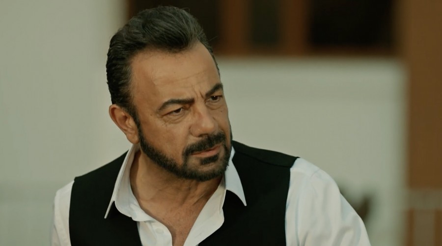 Fekeli defiende a Cukurova (Capítulo 236 - Parte 1)