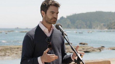 Ignacio realiza una sorpresiva donación a los trabajadores de la caleta