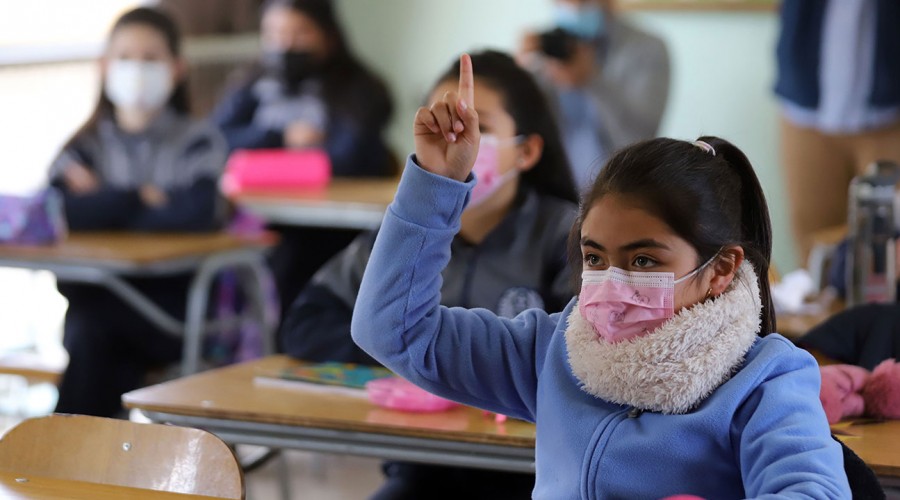 A una semana del regreso a clases: Gobierno reevaluará protocolo de presencialidad