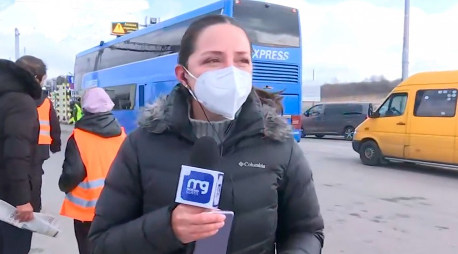 Andrea Arístegui presencia emotivo reencuentro familiar en zona de conflicto ucraniana