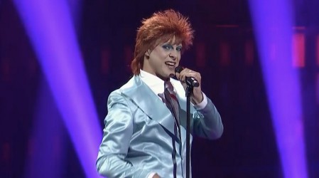 Sebastián Longhi cierra el capítulo de doble eliminación con su tributo a David Bowie