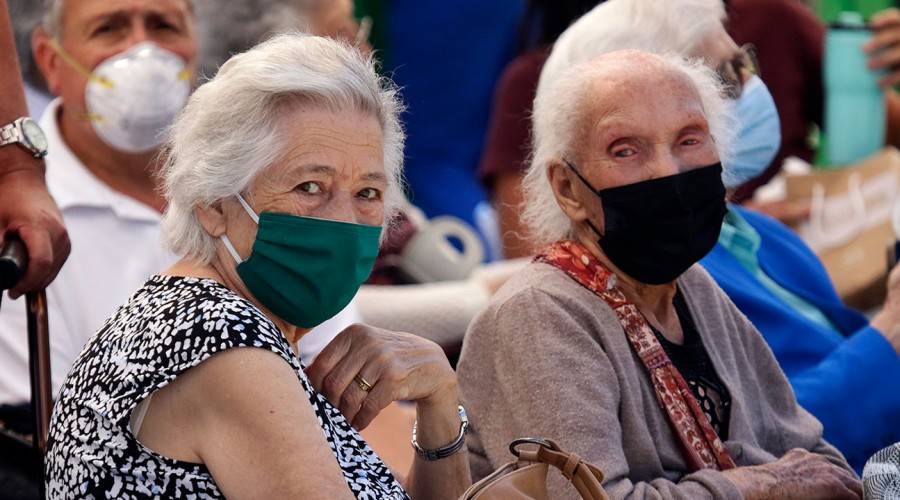 ¿Tienes 65 años o más?: Revisa si eres beneficiaria del pago de la PGU entregada en febrero ¿Tienes 65 años o más?: Revisa si eres beneficiaria del pago de la PGU entregada en febrero