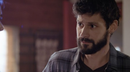 Amar Profundo: Eric sospecha que Gaspar es hijo de Marina