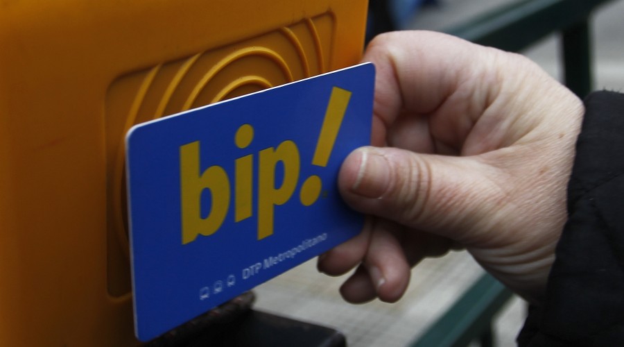 ¿Subirá el pasaje del transporte en Santiago?: Expertos recomiendan un alza de $30 pesos