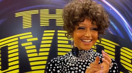 La mejor de la noche: Emilia Dides sorprendió con gran tributo a Whitney Houston