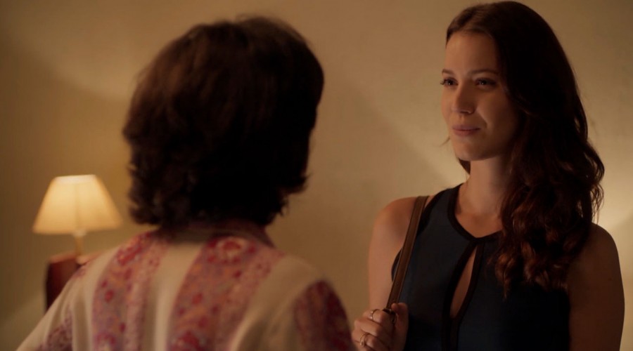 Avance extendido: Julia cuestiona las reales intenciones de Mariane