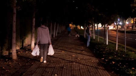 Reportan masivo corte de luz que afecta a varias comunas de la Región Metropolitana