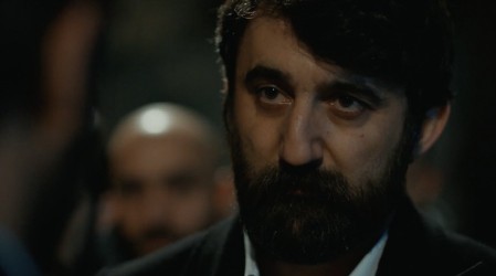 Salih enfrenta a Cumali (Capítulo 146 - Parte 2)