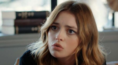 Derín seguirá haciéndole la vida imposible a Asya