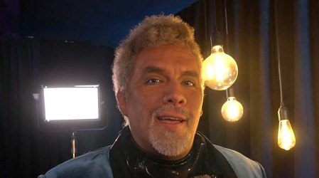 "Estuvo súper peleado": Imitador de Tom Jones no pudo avanzar en la competencia de "El Retador"