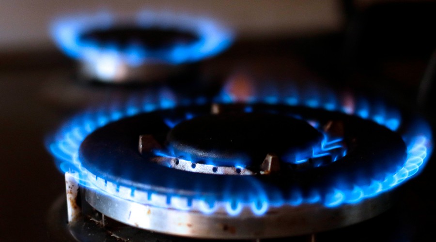 Conoce las rebajas en el precio del gas en Gasco y Lipigas: Ahorra hasta $7 mil
