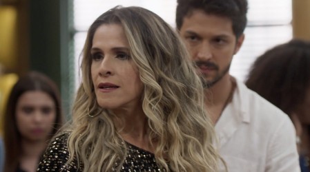 Avance extendido: Silvana intentará cancelar el lanzamiento de su libro