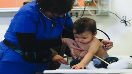 Conoce cómo reconocer los síntomas del virus sincicial en niños y adultos
