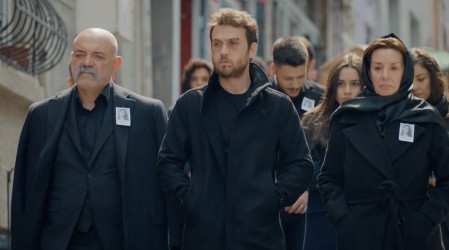 El funeral de Sena (Capítulo 174 - Parte 2)