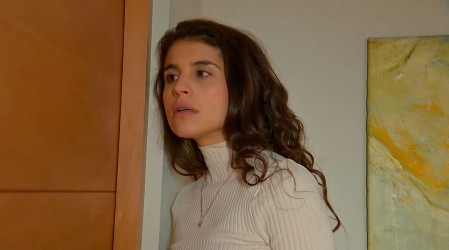 Muriel escuchó a sus padres sobre los motivos para enviarla fuera de Chile