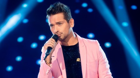 Ricky Santos impactó al jurado de "El Retador" cantando "Cartas amarillas"