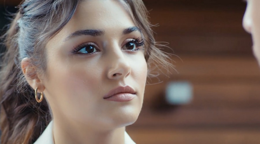 Eda quiere terminar el contrato con Serkan (Capítulo 19 - Parte 1)