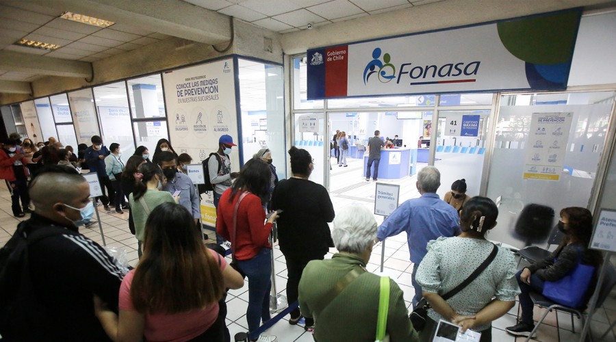 Quedan pocos días: Revisa cómo solicitar la devolución de excesos de cotizaciones en Fonasa