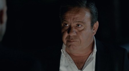 Selim descubre la traición de Uluc (Capítulo 186 - Parte 2)