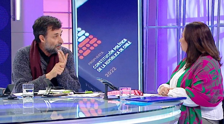 "Es una Constitución demasiado experimental": Cristián Warnken sobre propuesta de nueva Constitución